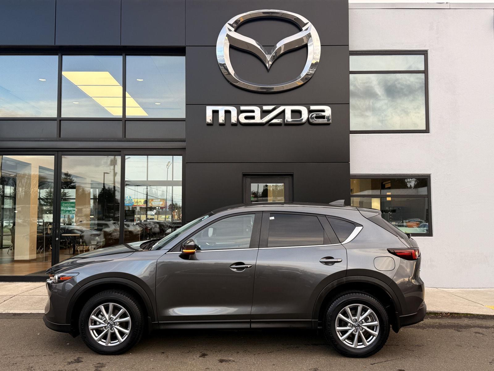 2023 Mazda CX-5 S Select Package's photo