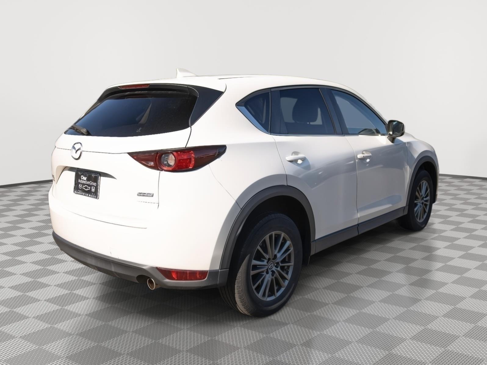 2017 Mazda CX-5 Touring Preferred photo 18