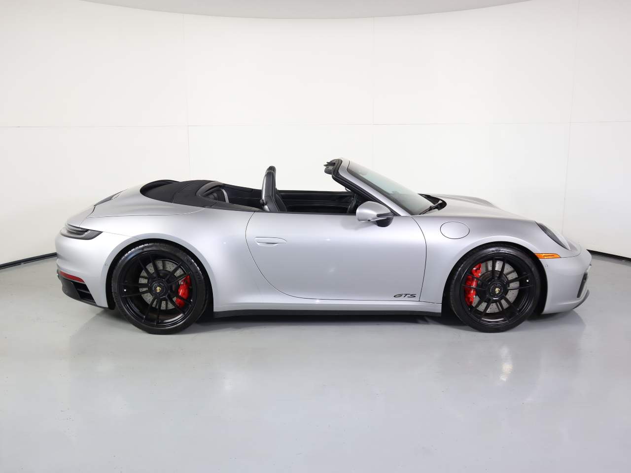 2022 Porsche 911 GTS photo 8