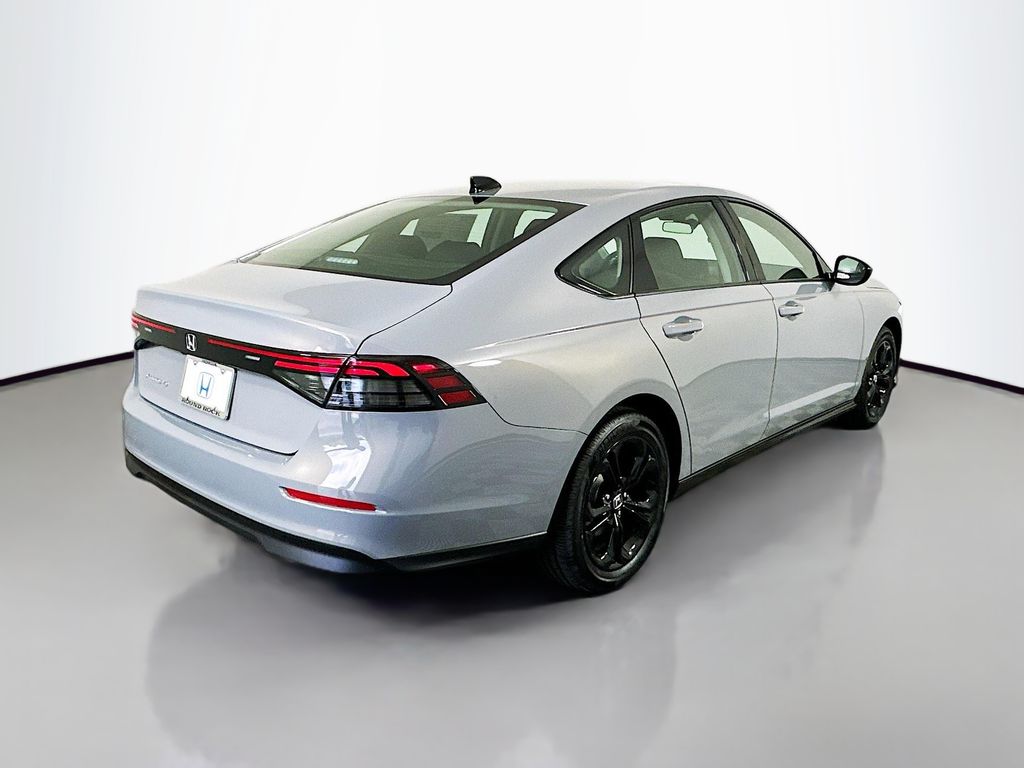 2025 Honda Accord SE photo 5