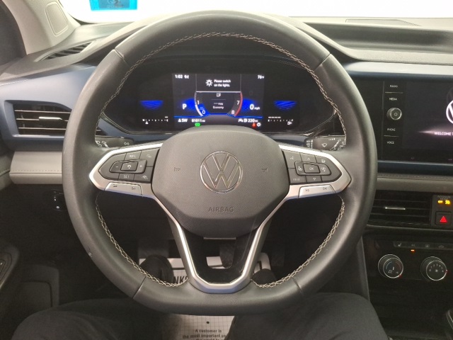 2023 Volkswagen Taos SE photo 11
