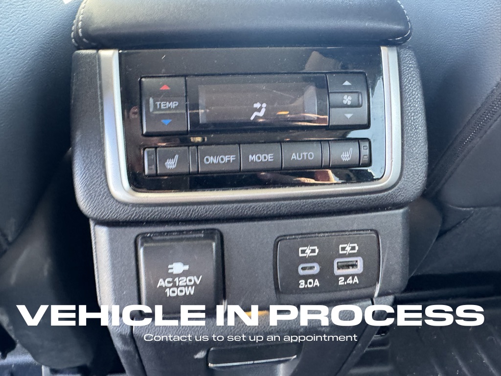 2023 Subaru Ascent Touring photo 5