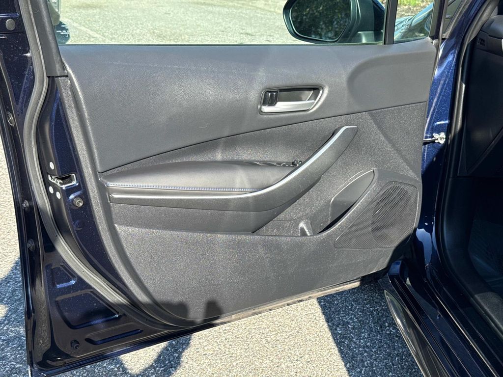 2021 Toyota Corolla SE photo 14