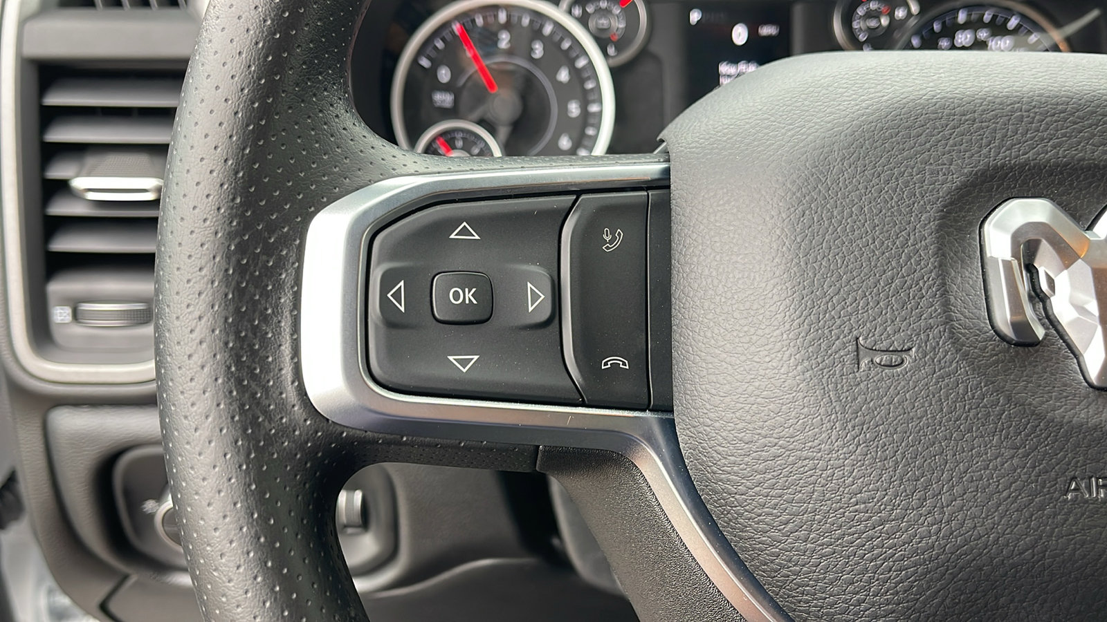 2025 Ram 2500 Tradesman photo 23
