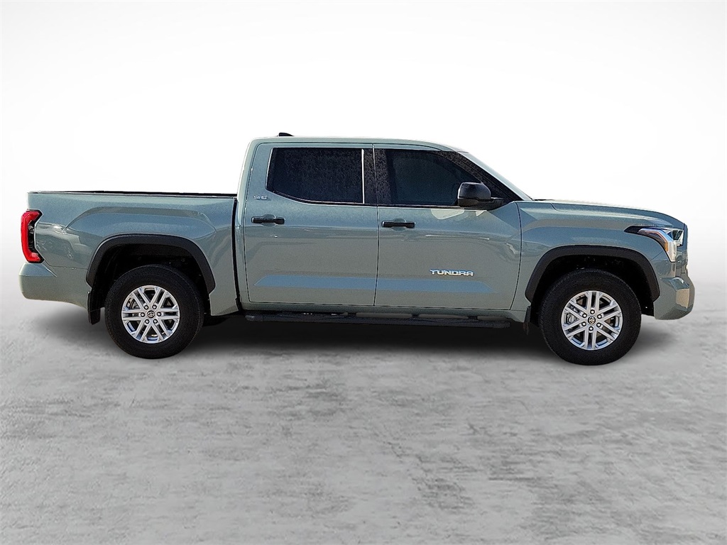 2024 Toyota Tundra SR5 photo 12