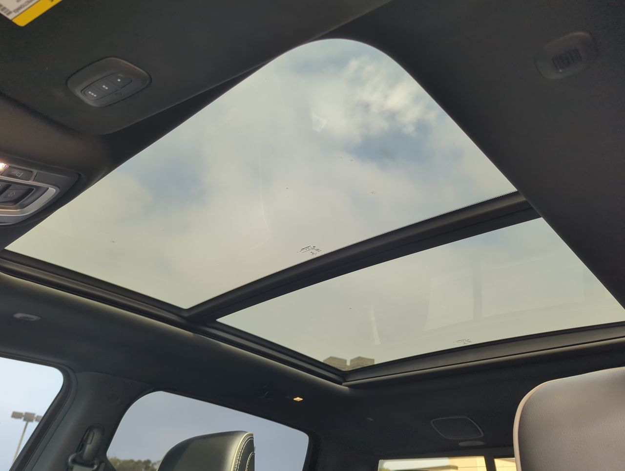 2021 Ram 1500 Laramie photo 17