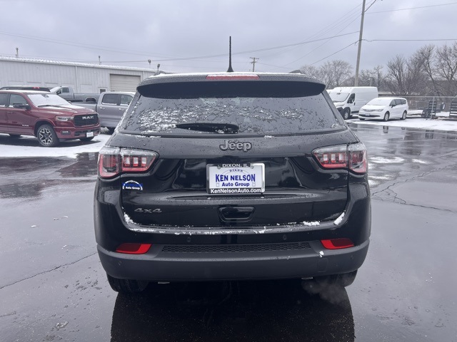 2025 Jeep Compass Latitude Altitude Special Edition photo 4