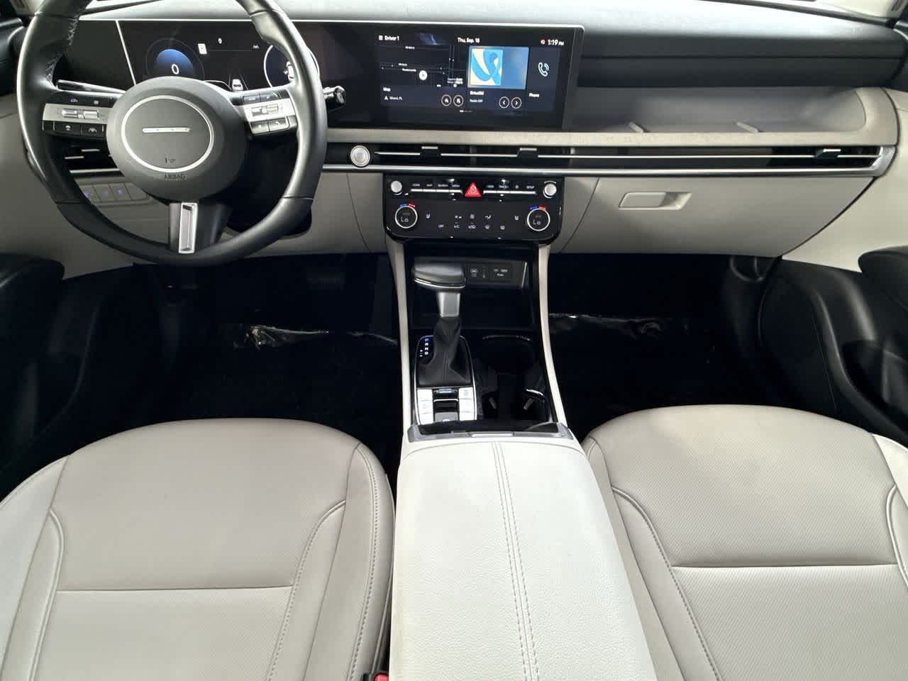 2025 Hyundai Tucson SEL Convenience photo 21
