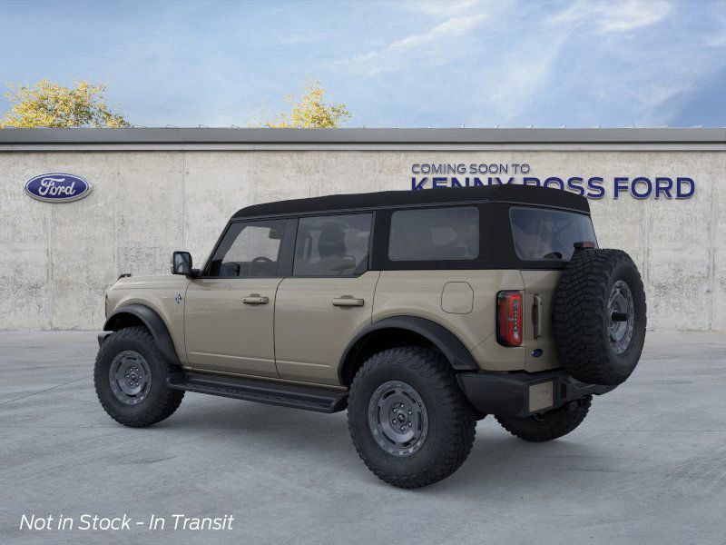 2025 Ford Bronco Outer Banks photo 4