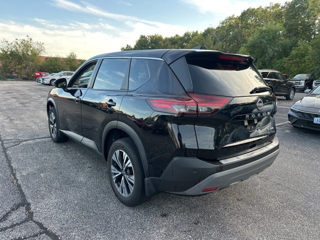 2023 Nissan Rogue SV photo 5