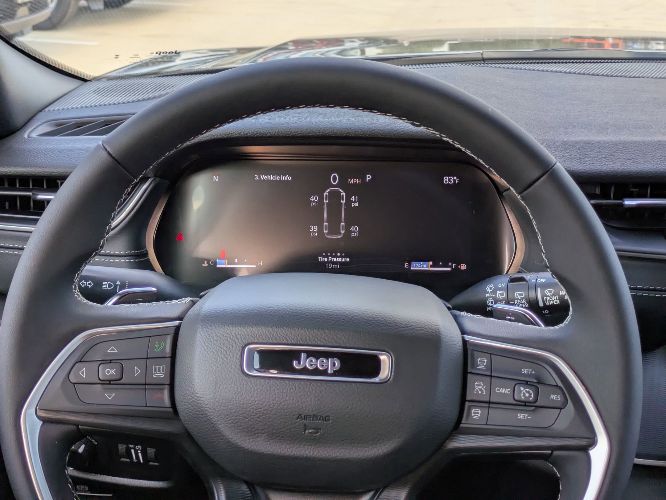 2025 Jeep Grand Cherokee Laredo X photo 17
