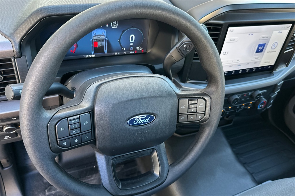 2025 Ford F-150 XL photo 13