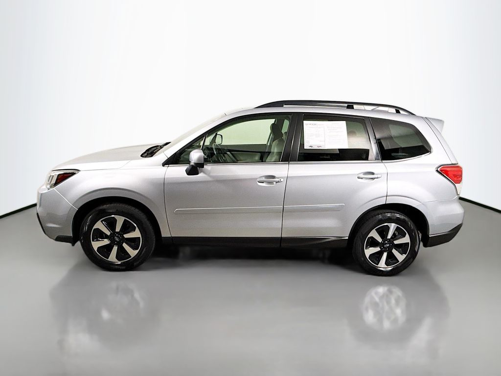 2018 Subaru Forester Limited photo 3