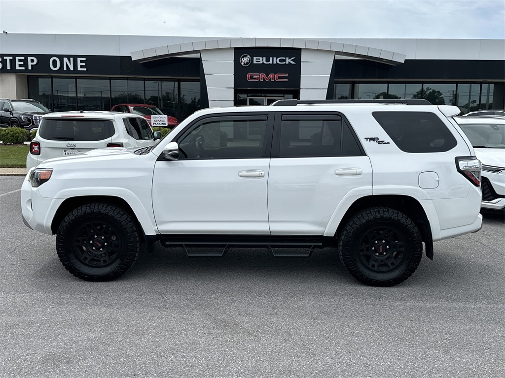2024 Toyota 4Runner TRD Off-Road Premium photo 4
