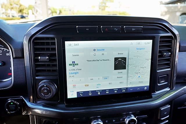 2023 Ford F-150 XLT photo 25