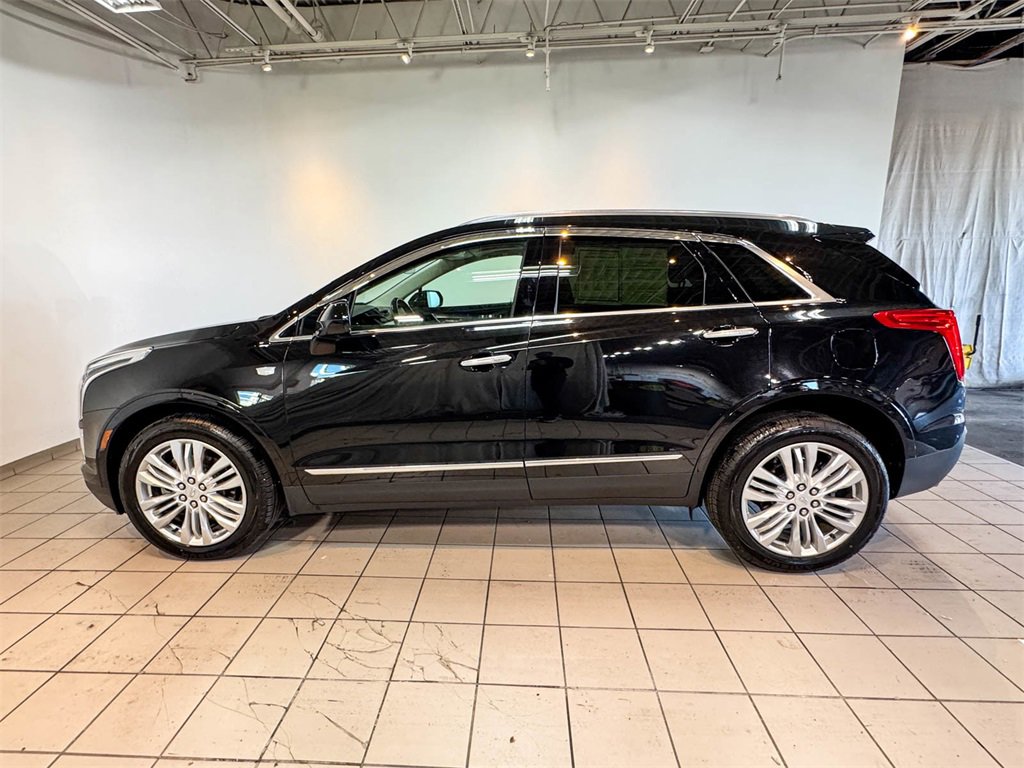 2019 Cadillac XT5 Premium Luxury photo 2