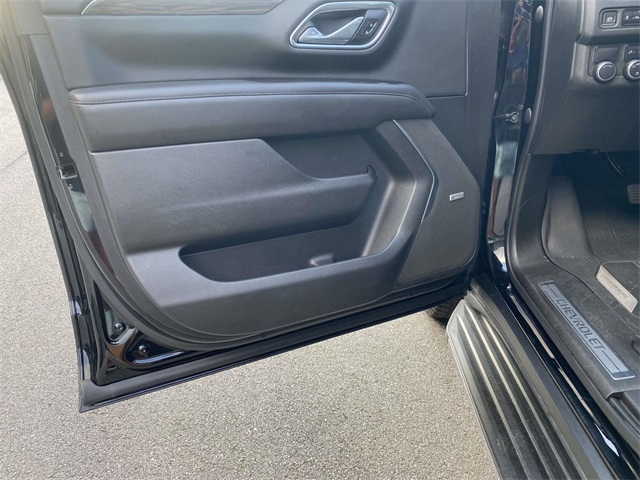 2021 Chevrolet Tahoe LT photo 17