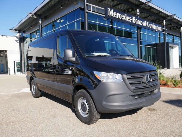 2025 Mercedes-Benz Sprinter Cargo Van Base's photo