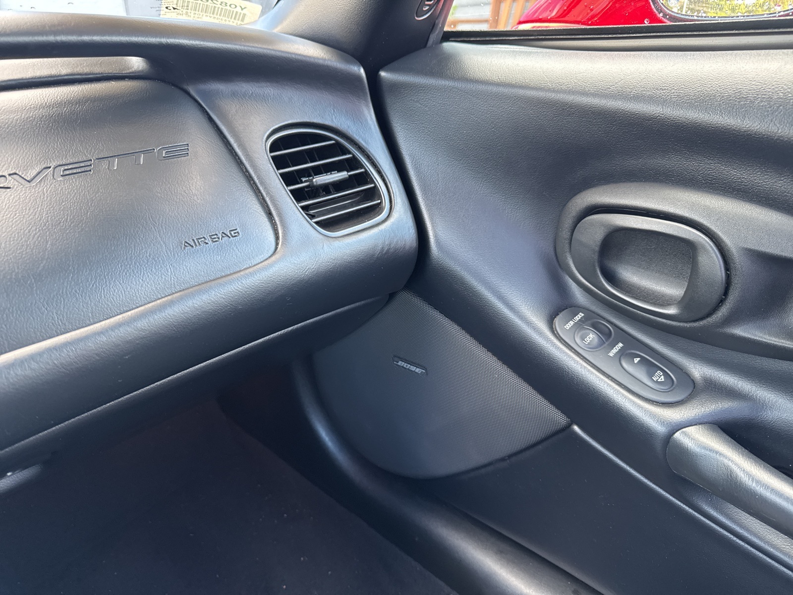 1997 Chevrolet Corvette Base photo 23