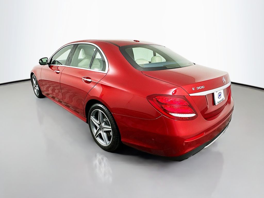 2018 Mercedes Benz E 300 photo 7