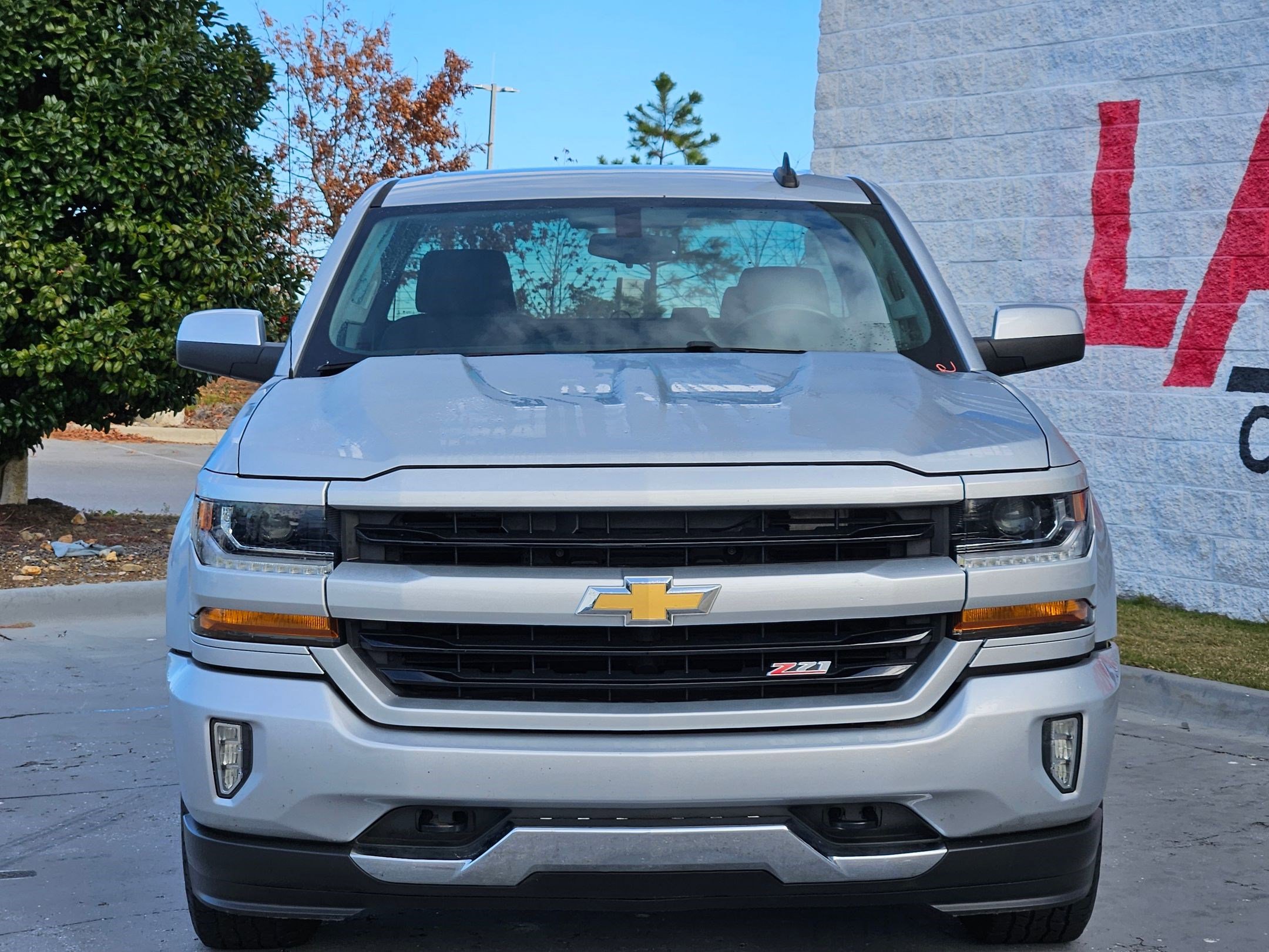 Used 2018 Chevrolet Silverado 1500 LT with VIN 1GCVKREC4JZ212663 for sale in Little Rock