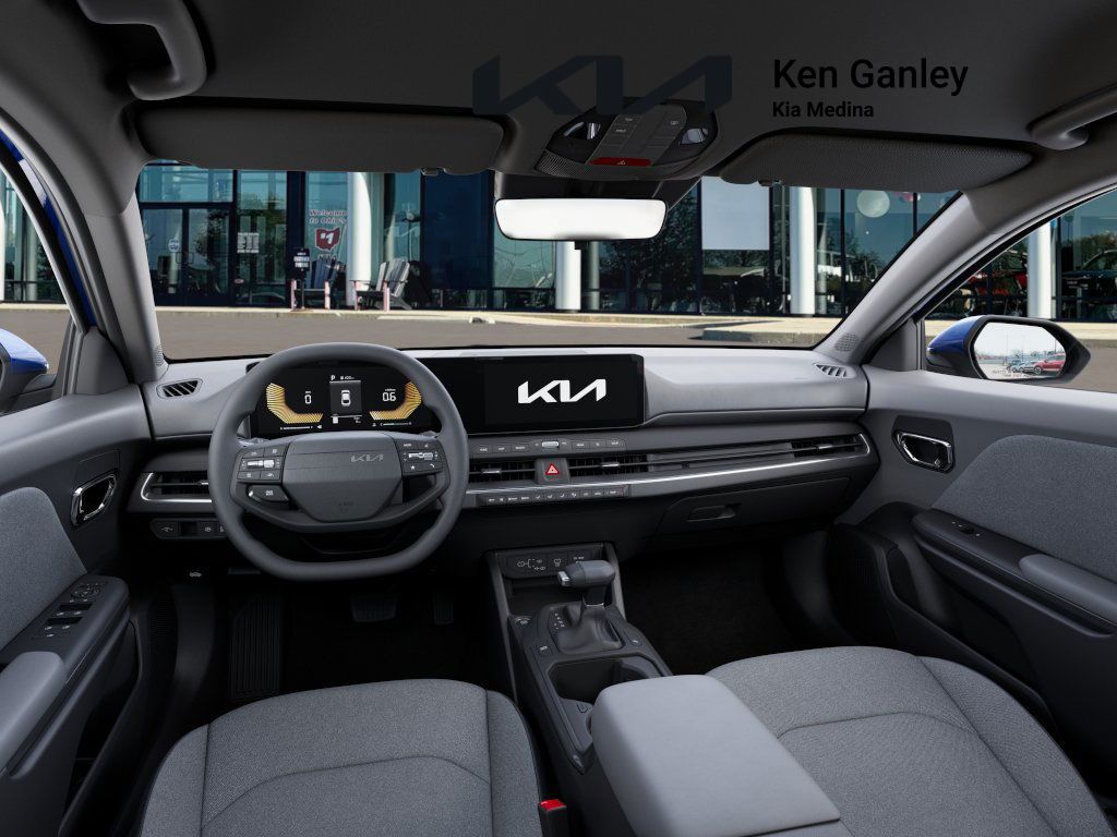 2025 Kia K4 LXS photo 11