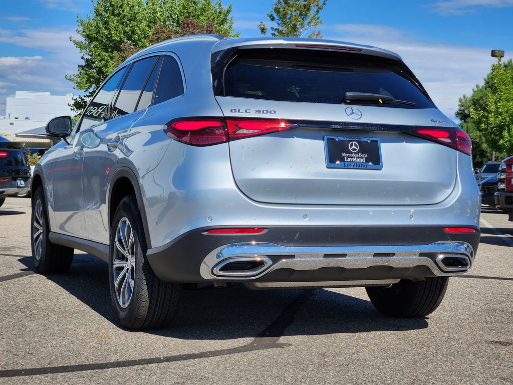 2026 Mercedes Benz GLC 300 4MATIC photo 5