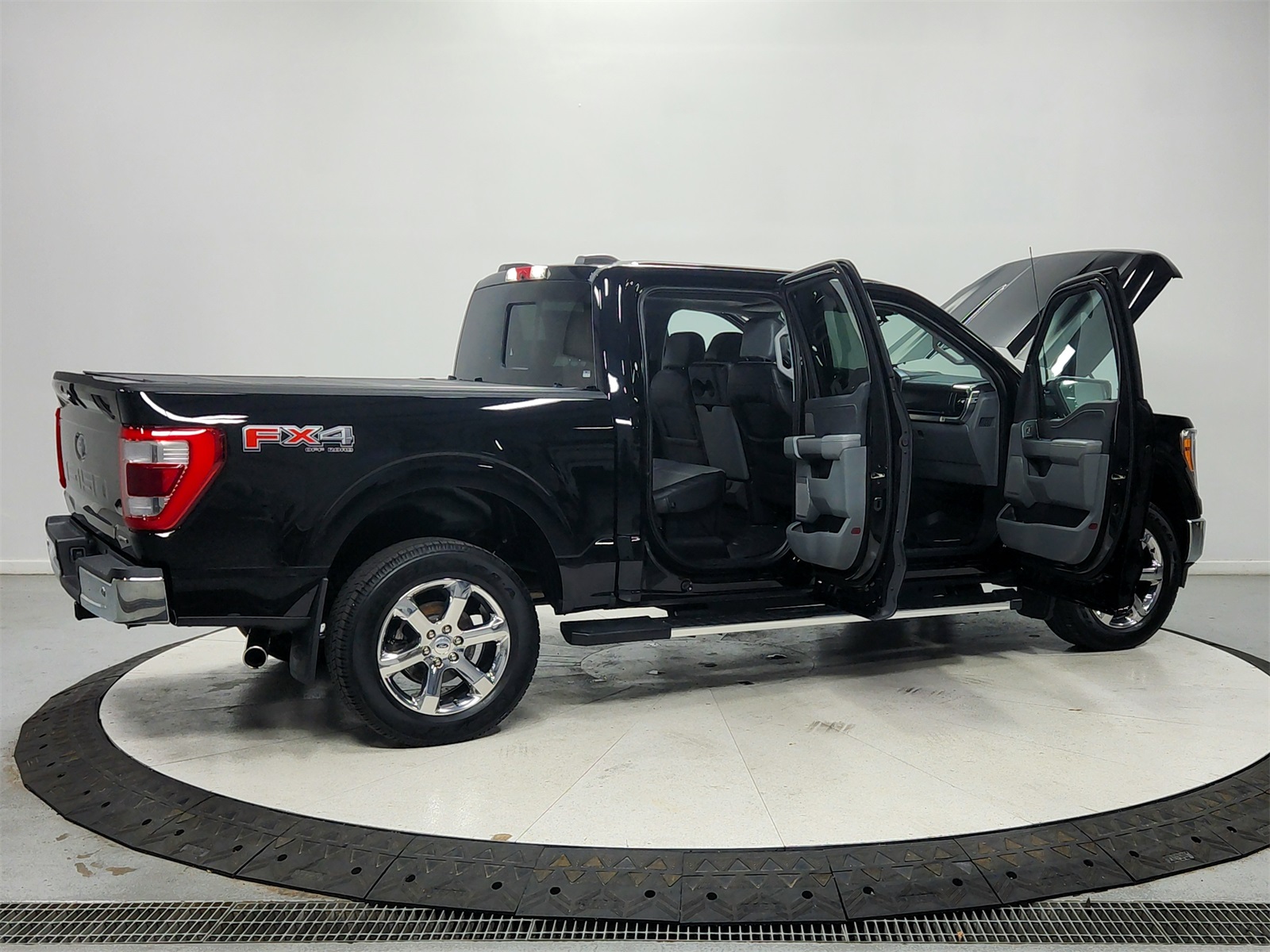 2022 Ford F-150 Lariat photo 15
