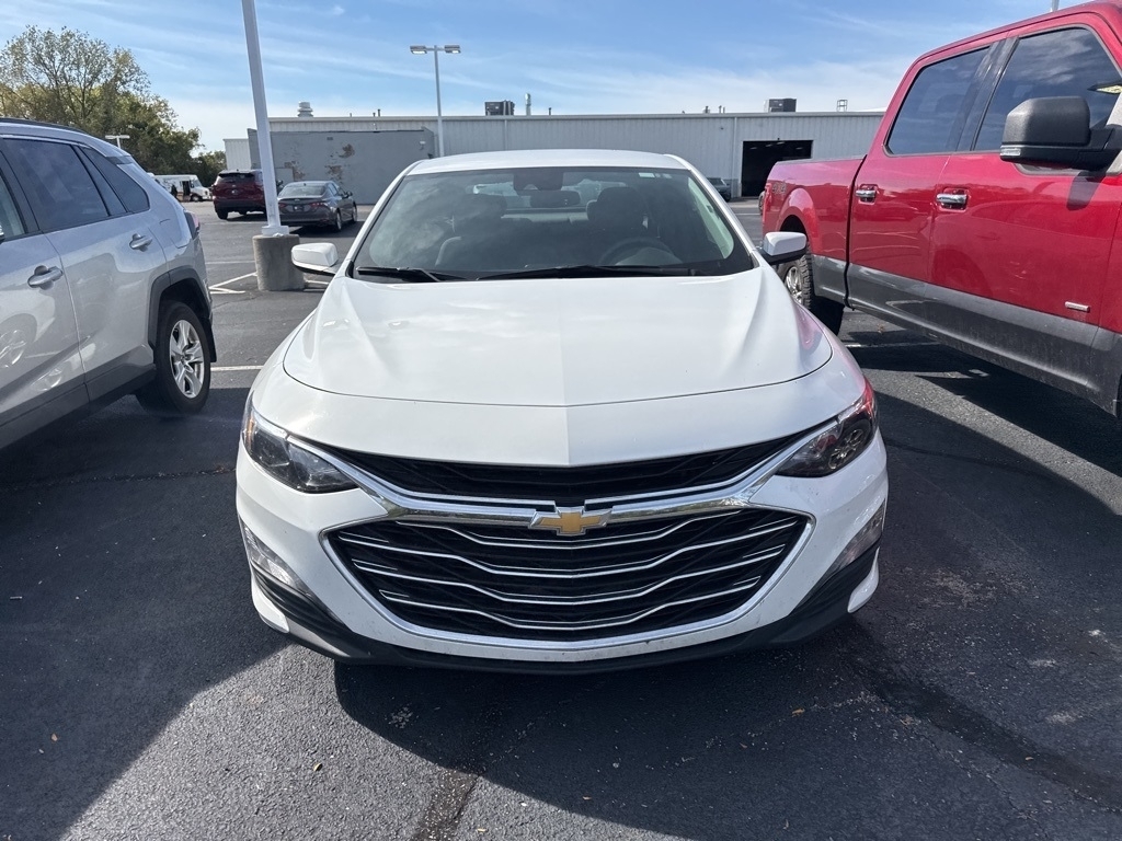 1G1ZD5ST4RF118930