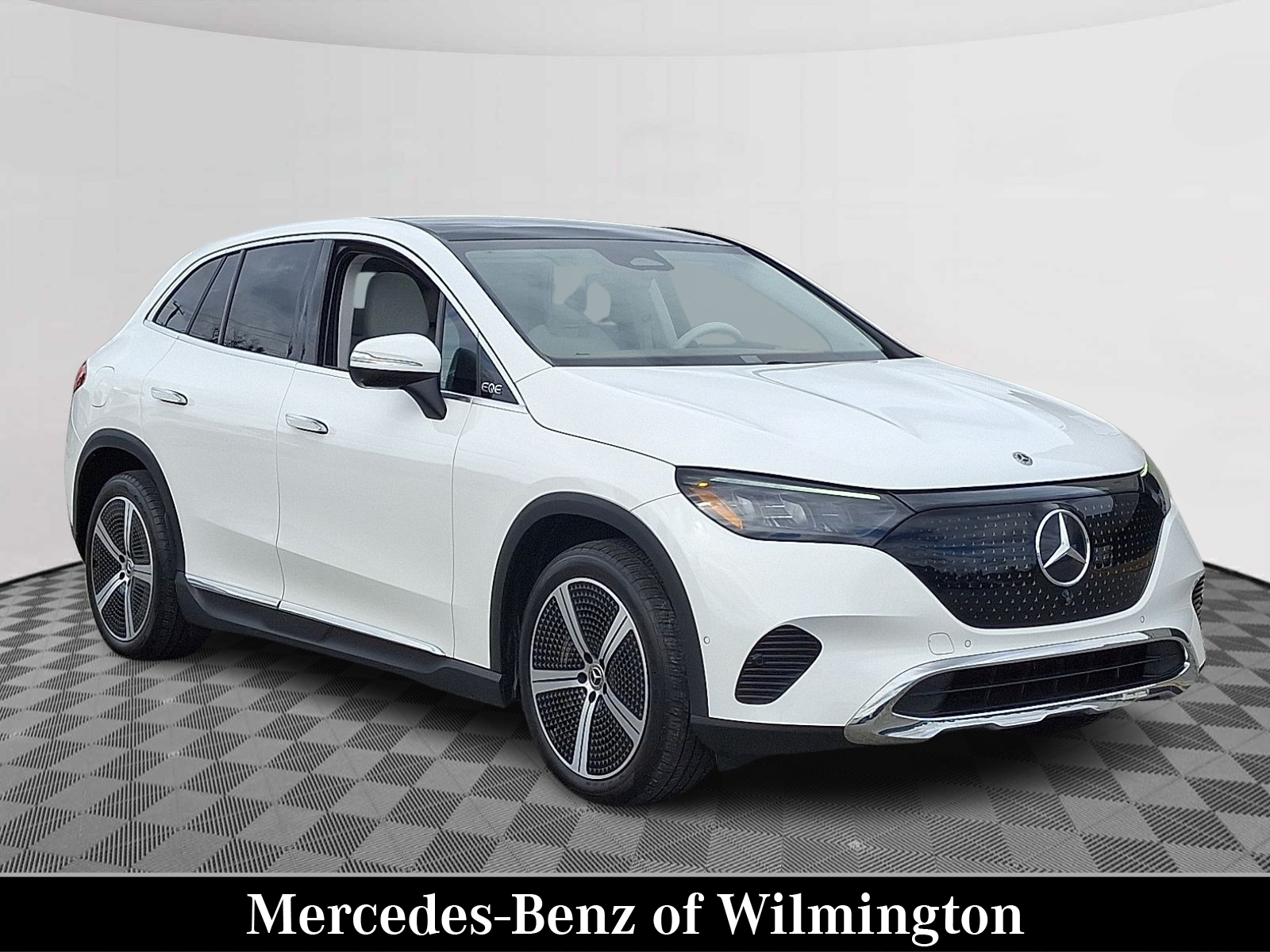 2023 Mercedes-Benz EQE SUV Base