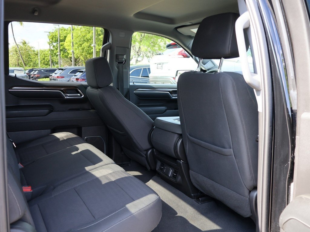 2023 Chevrolet Silverado 1500 LT photo 27