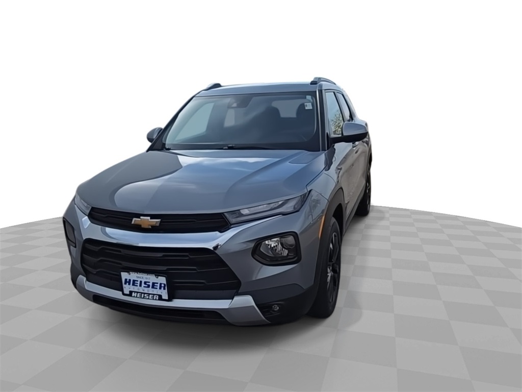 2023 Chevrolet Trailblazer LT photo 3