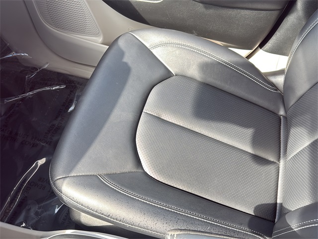 2024 Chrysler Pacifica Hybrid photo 26