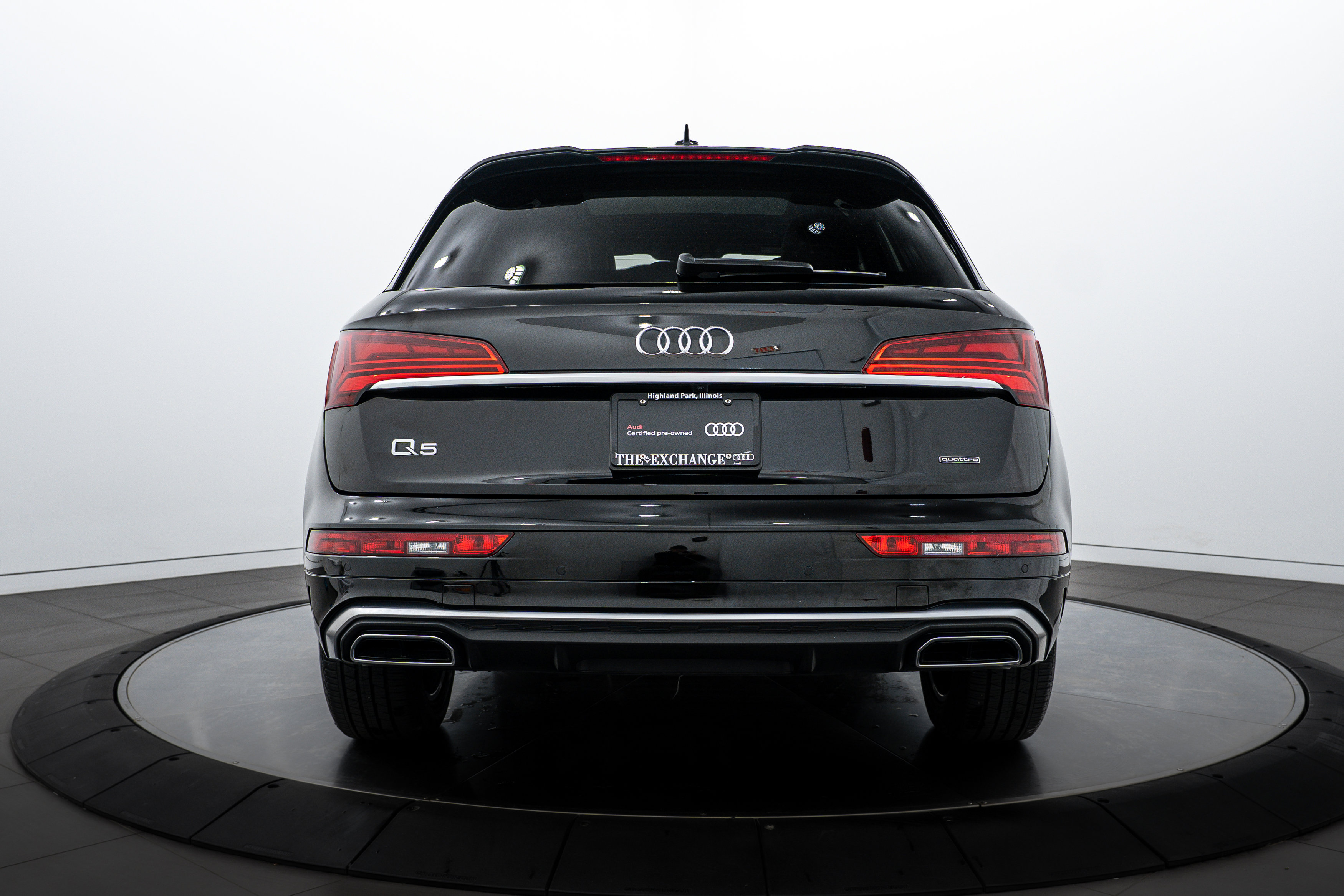 2022 Audi Q5 S line Premium Plus photo 10