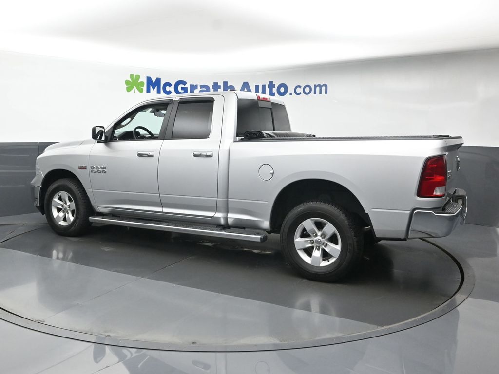 2018 Ram 1500 SLT photo 14