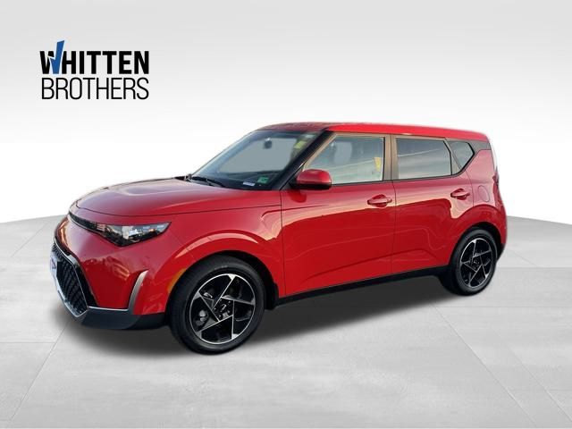 2025 Kia Soul EX's photo