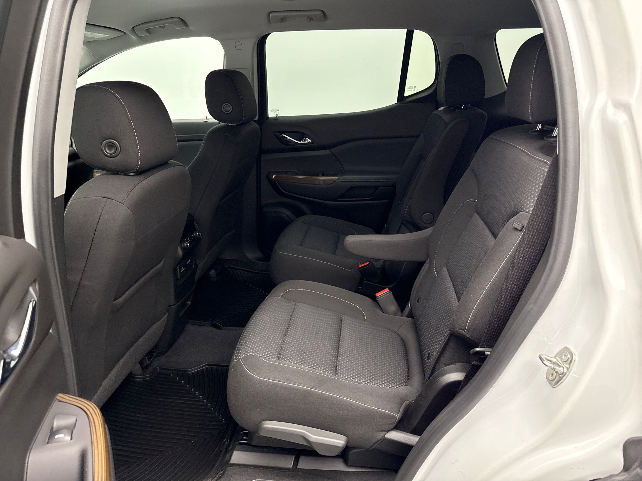 2021 Gmc Acadia SLE photo 13
