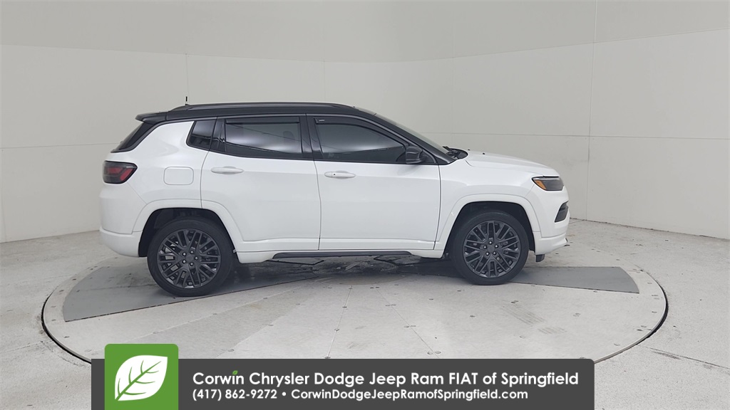 2022 Jeep Compass High Altitude photo 16