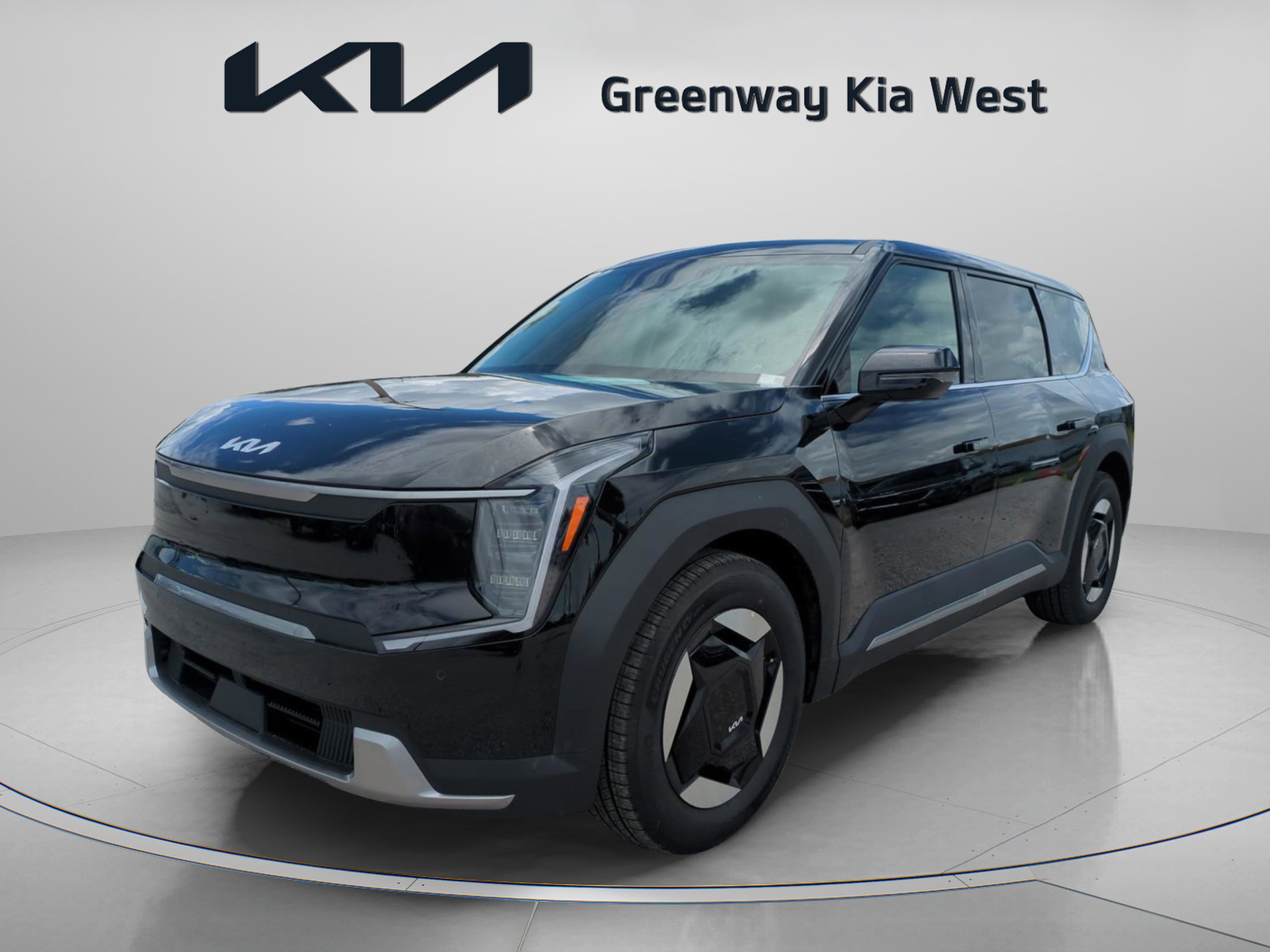 2026 Kia EV9 Light Long Range photo 3