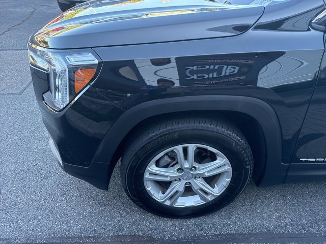 2023 Gmc Terrain SLE photo 4