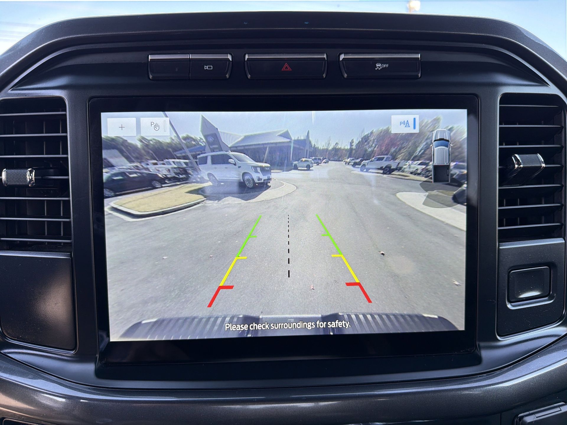 2022 Ford F-150 XLT photo 4