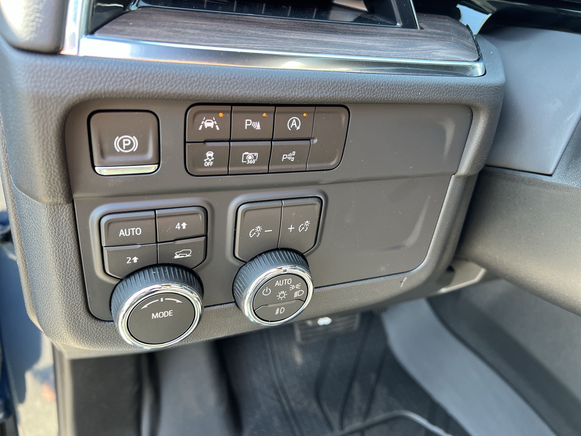 2026 Chevrolet Tahoe LT photo 15
