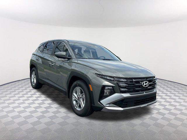 2025 Hyundai Tucson SE photo 2