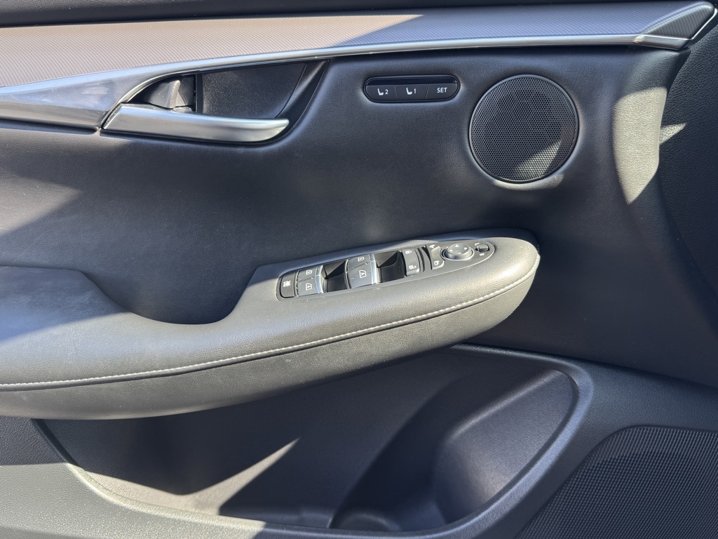 2024 Infiniti QX50 Luxe photo 15