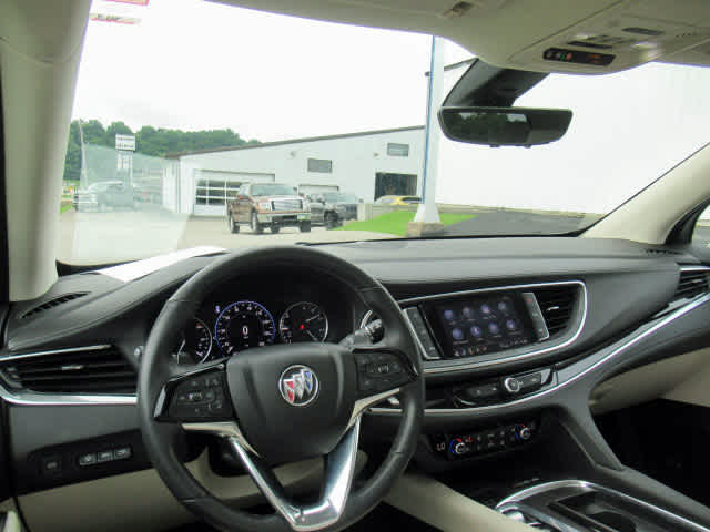 2023 Buick Enclave Avenir photo 5