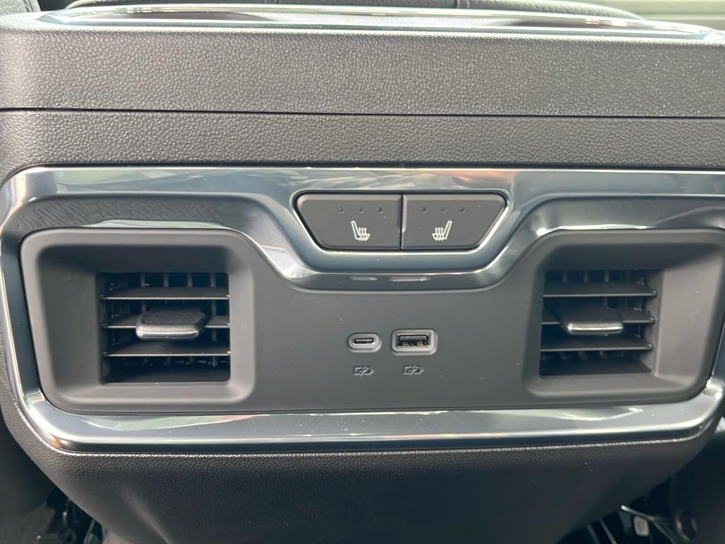 2025 Gmc Sierra 1500 Denali photo 21