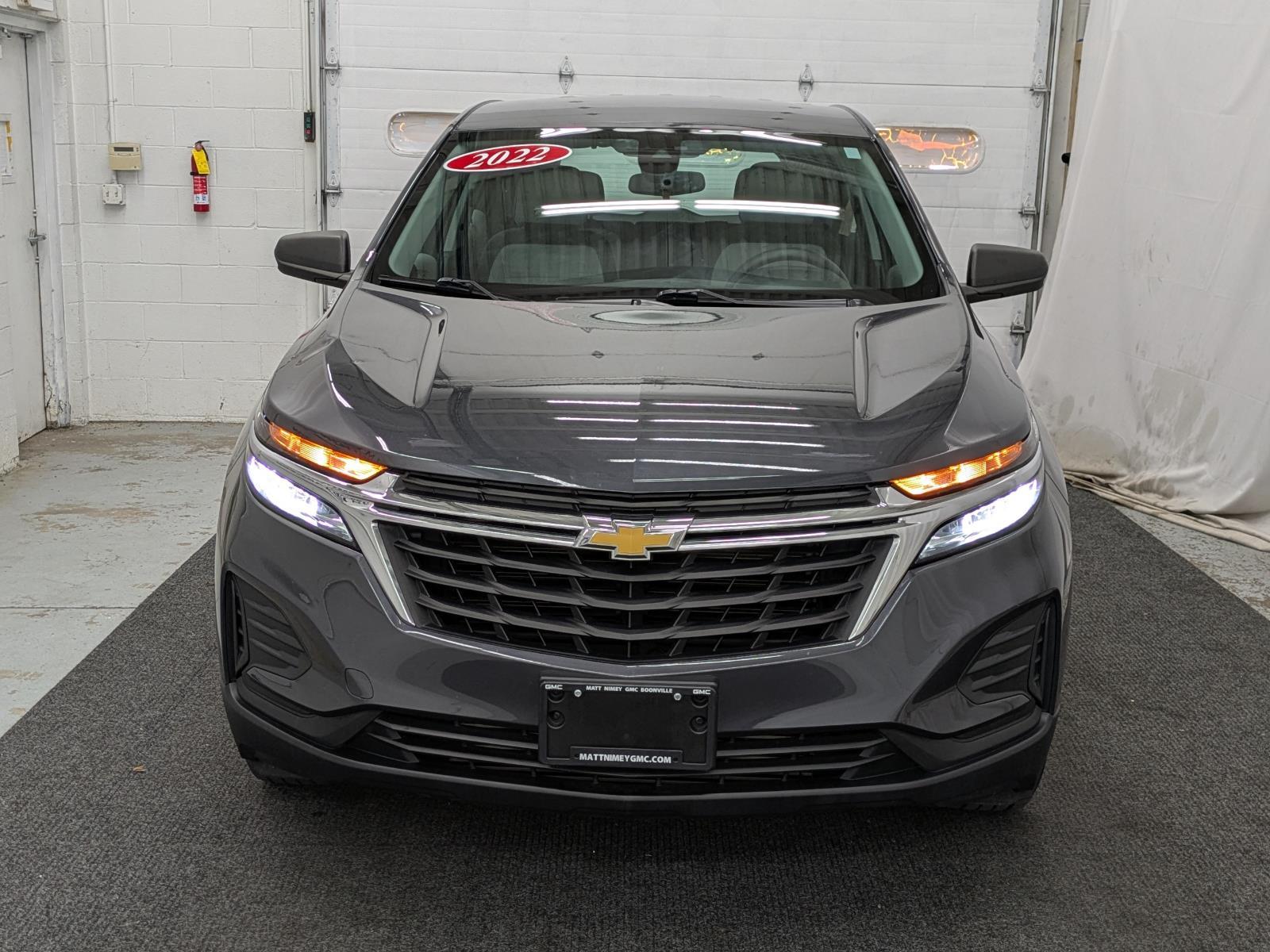 2022 Chevrolet Equinox LS photo 11