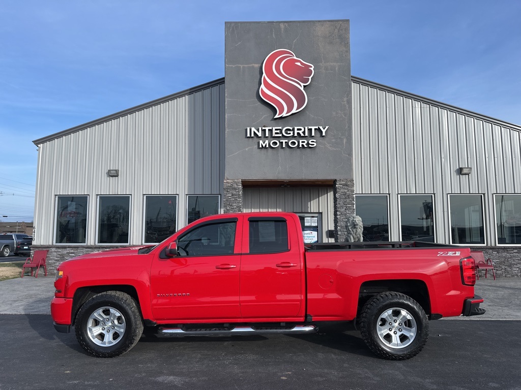 2017 Chevrolet Silverado 1500 LT's photo
