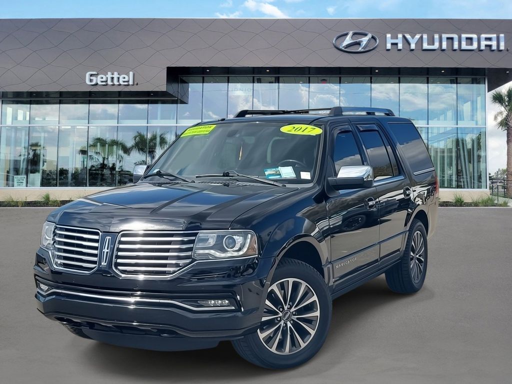 2017 Lincoln Navigator Select