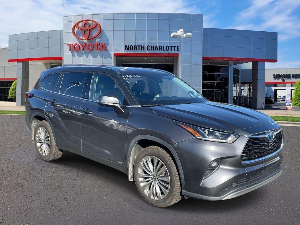2021 Toyota Highlander Platinum